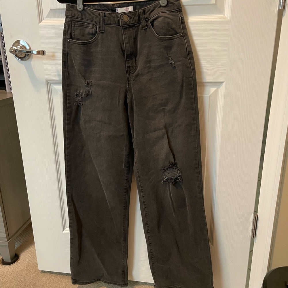 Distressed dark greyJeans size 7